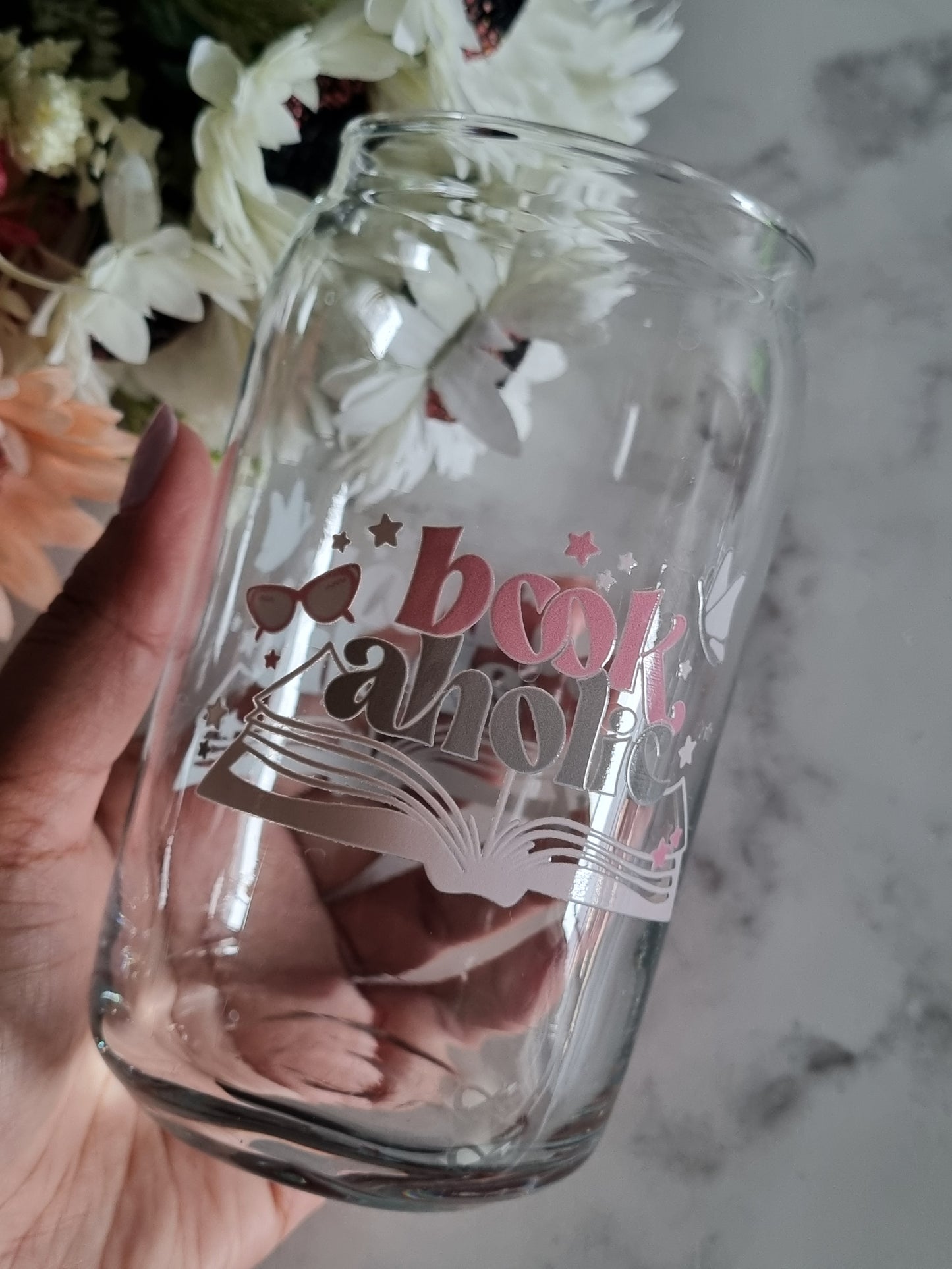 Bookaholic Can Glass