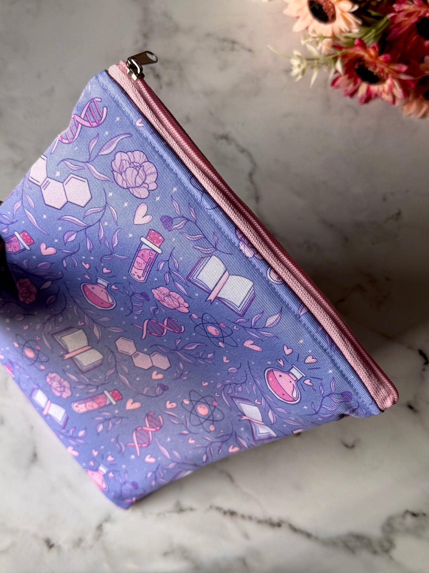 The Love Hypothesis E-Reader Pouch - Officially Licensed Ali Hazelwood