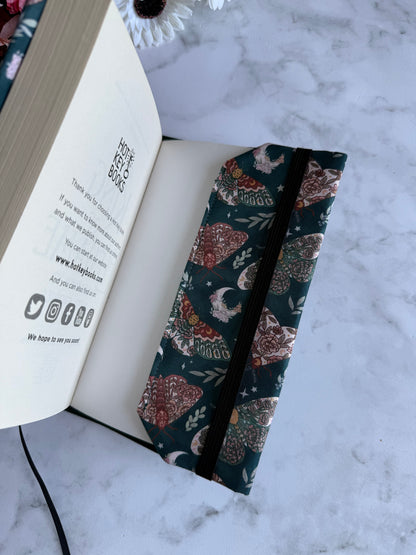 JUNIPER WINGS DUST JACKET