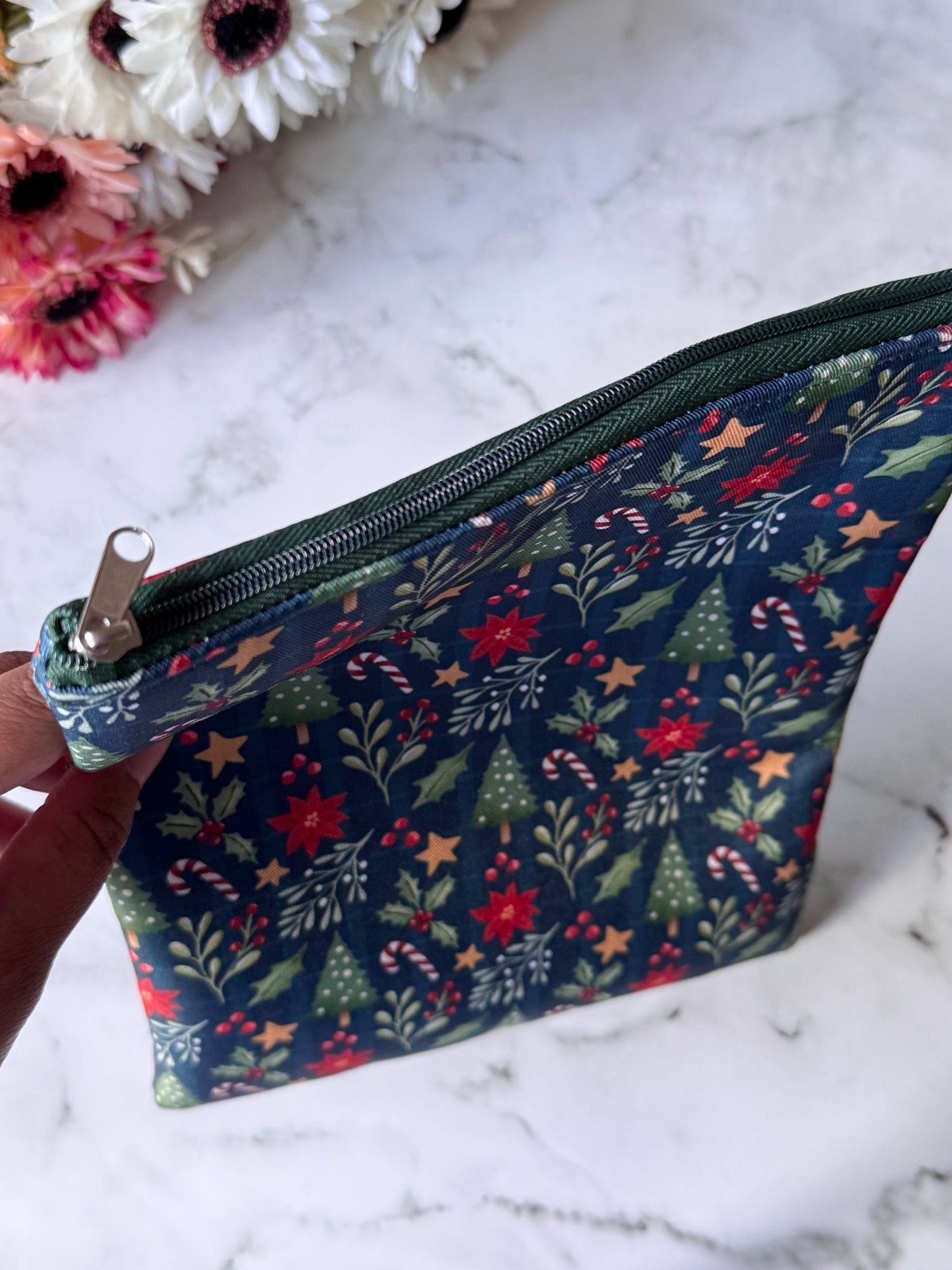 MISTLETOE WISHES POUCH