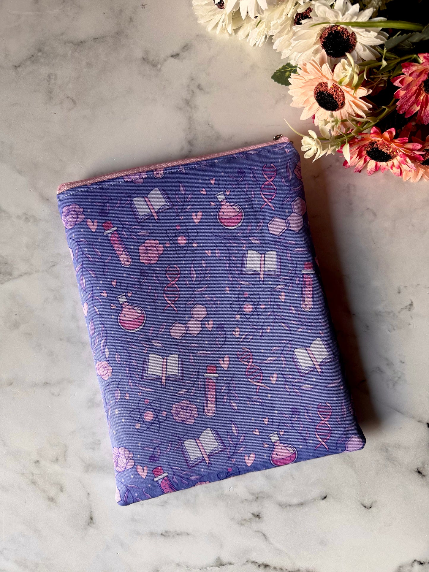 The Love Hypothesis E-Reader Pouch - Officially Licensed Ali Hazelwood