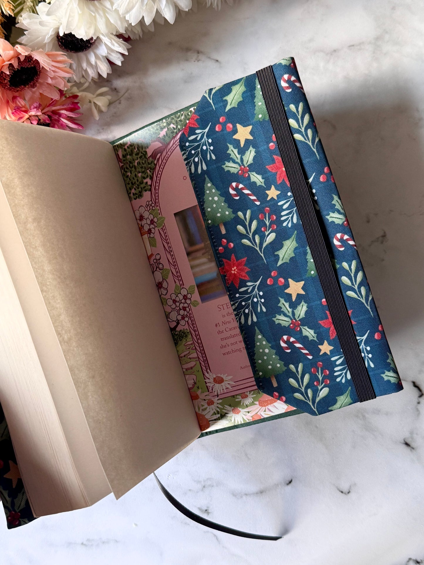 MISTLETOE WISHES DUST JACKET