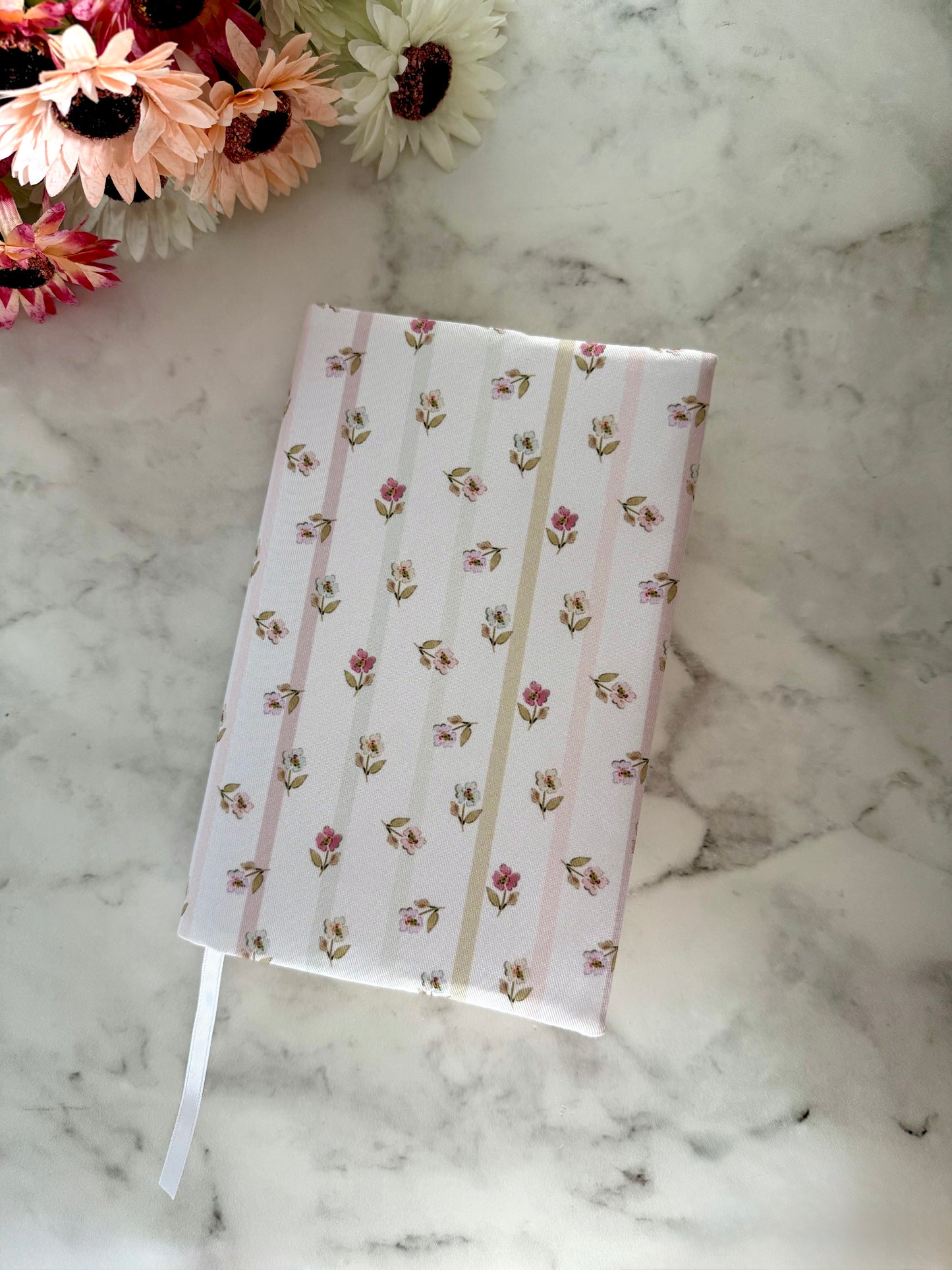 IRIS DUST JACKET