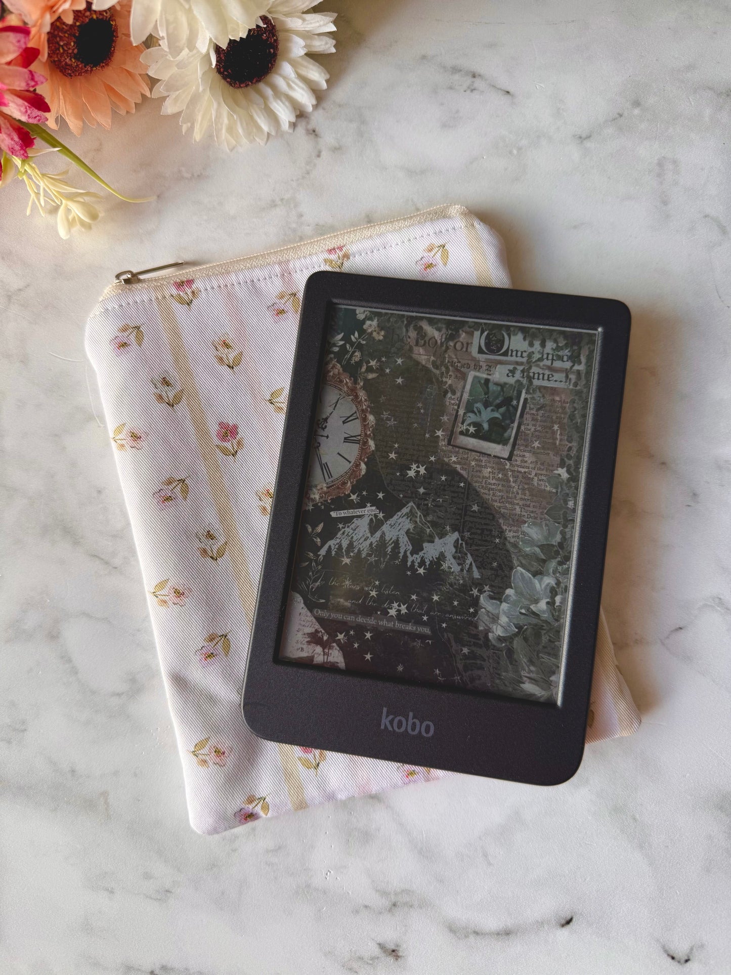 Iris E-Reader Pouch