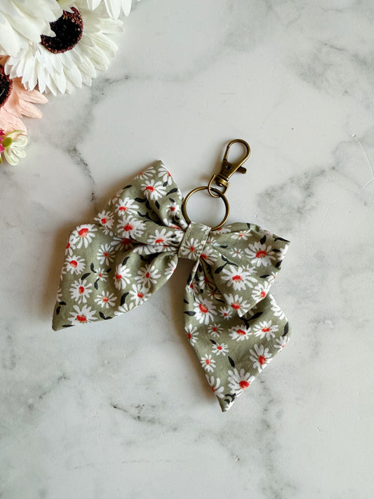 Lily Mist Bow Keyring