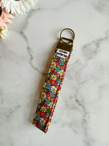 Ditsy Bloom Wristlet