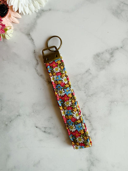 Ditsy Bloom Wristlet