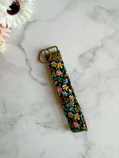 Floral Flicker Wristlet